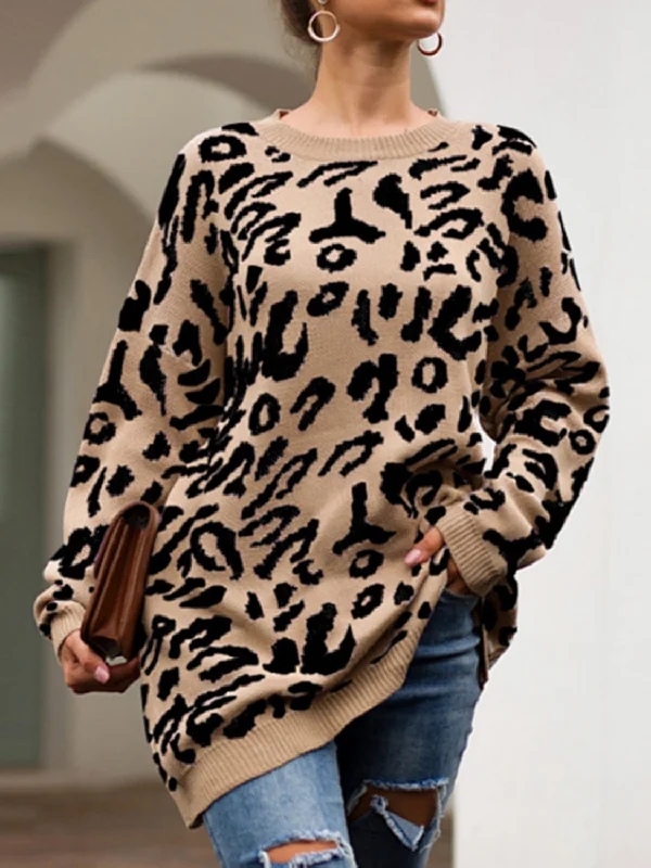 Warm white pullover sweater -Elegant black jacket -Leopard Round Neck Tunic Sweater