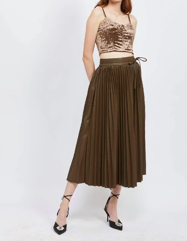 Wrap satin skirts sleek -Pleated Long Skirt In Chocolate